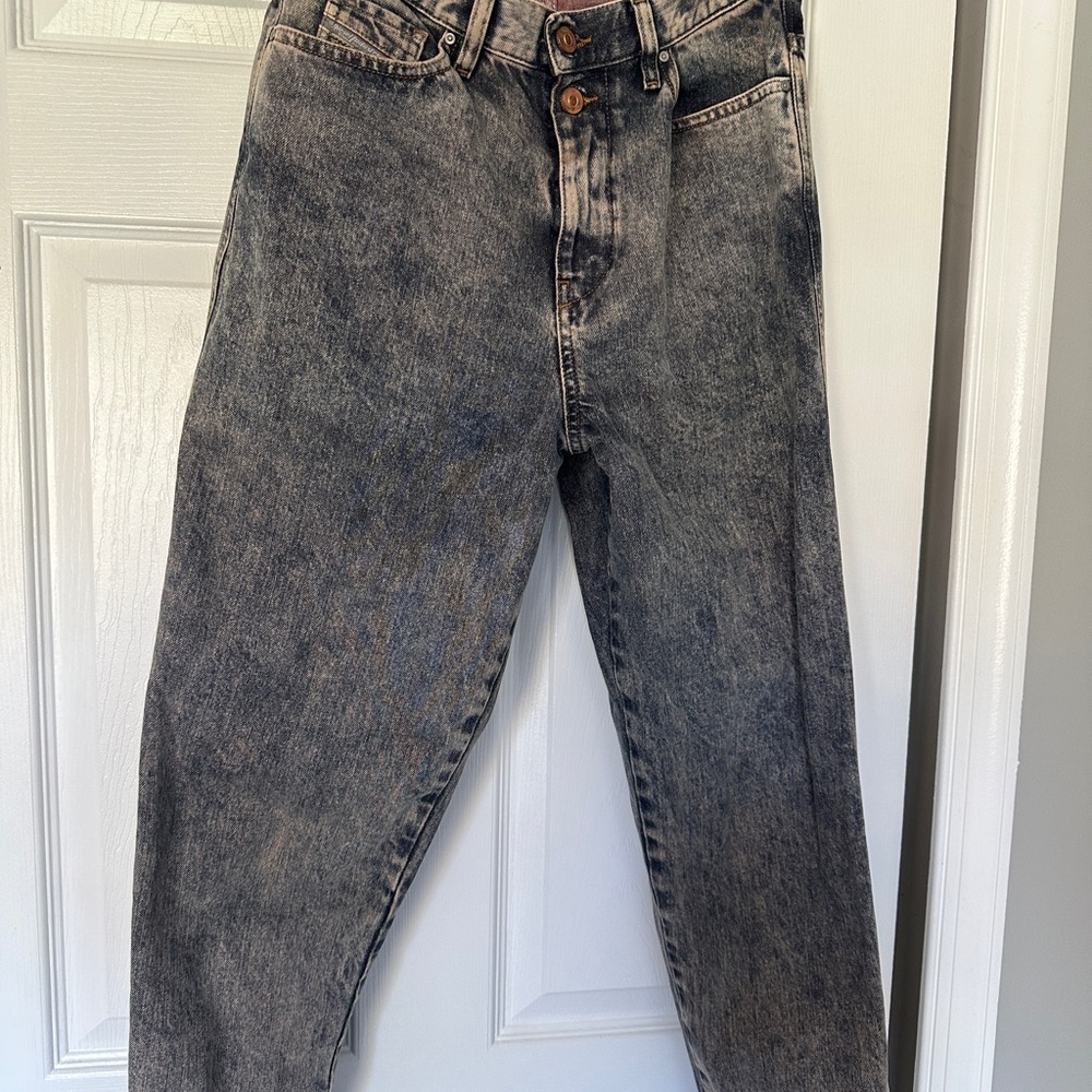 Women’s jeans. Size 27. Diesel.